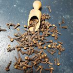 میخک بهترین قیمت خرید گل میخک خشک شده برای دمنوش یا پخت غذا