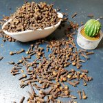 میخک بهترین قیمت خرید گل میخک خشک شده برای دمنوش یا پخت غذا