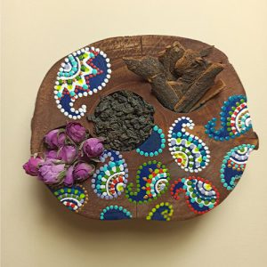 دمنوش چای سبز چوب دارچین غنچه گل محمدی