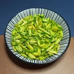 خلال پسته سبز