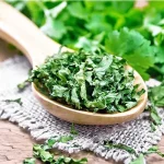 گشنیز خشک سبزی معطر دلمه، آش، سوپ و سبزی ماهی