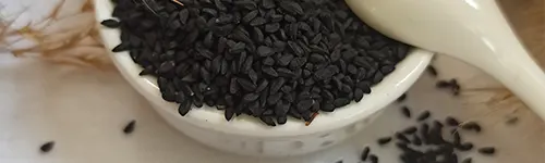 رازهای شگفتانگیز سیاه دانه برای سلامت و زیبایی